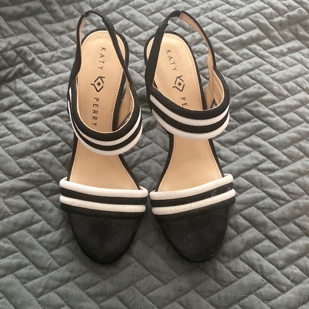 Black and white heels. Brand Katy Perry. Only worn once. In great condition